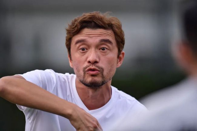 当宋佳遇到刘敏涛丨赏色 2020-08-21 颜丙燕秀性感身材美胸傲人 刘涛、蒋欣双姝斗艳 2017-01-15 ​中国电视剧工作委员会年度榜样晚会红毯，颜丙燕大秀性感上围，梅婷黑眼圈显老态，刘涛身穿黑白裙甜美优雅，马苏、蒋欣等出席。