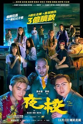 事实上，在《庐山恋》前后，中国银幕上涌现出了一批深入普通人情感世界的佳作。